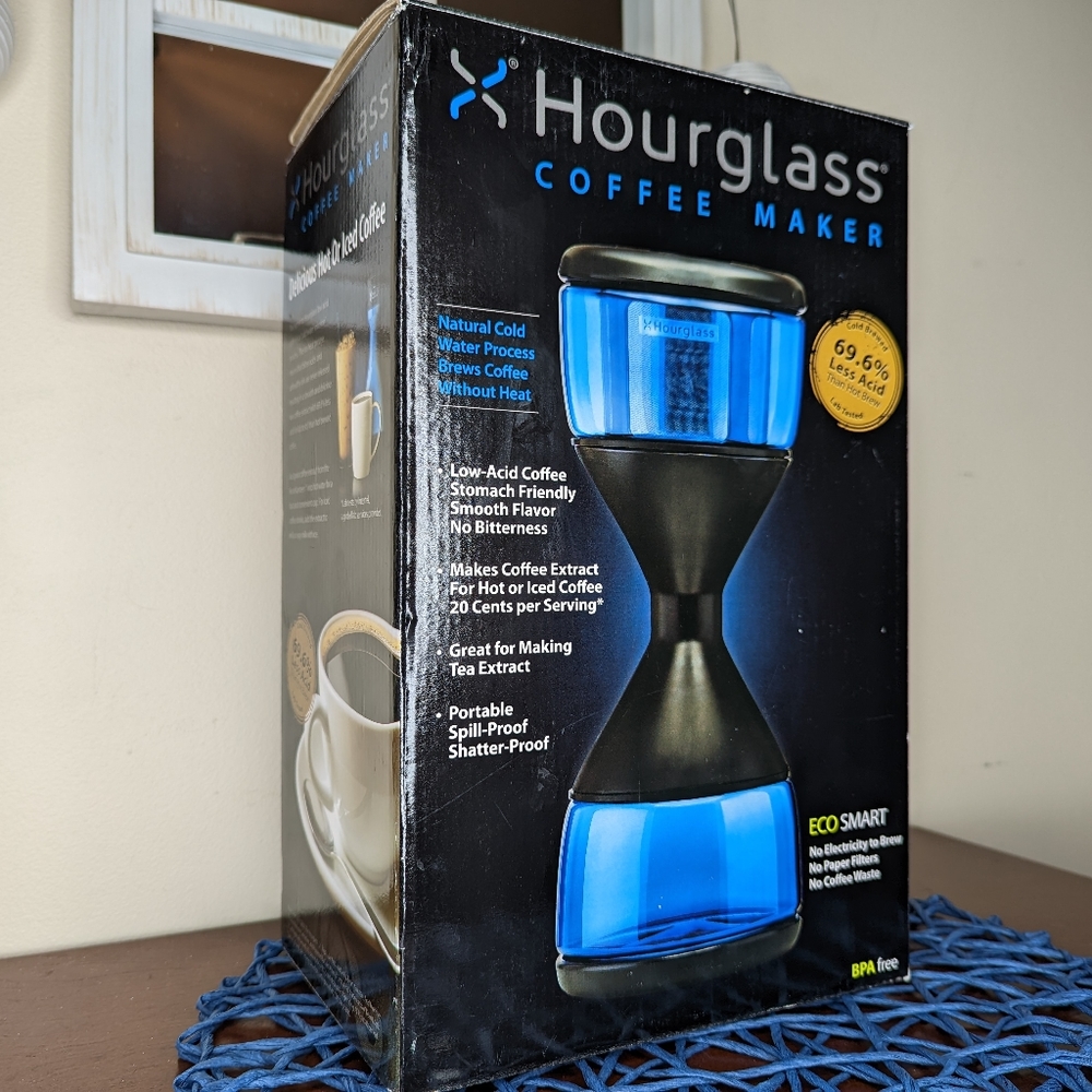 Hourglass coffee maker